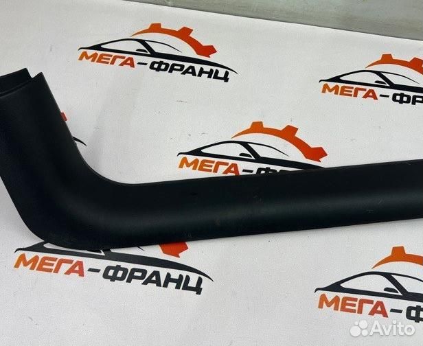 Накладка на порог салона передняя правая Peugeot