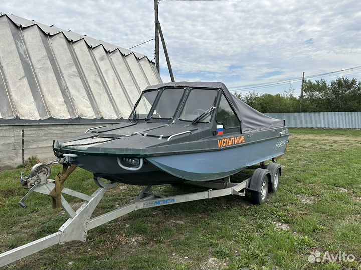 Борус 570 катер водометный