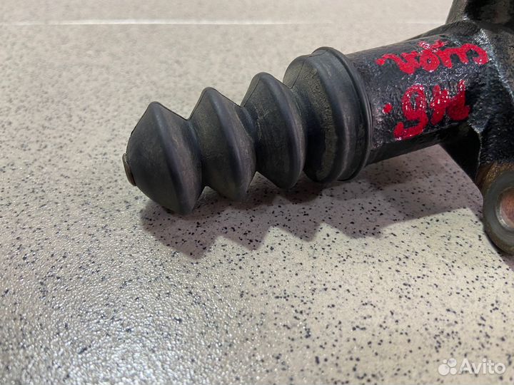 Цилиндр сцепления рабочий Chevrolet Aveo 2007 г