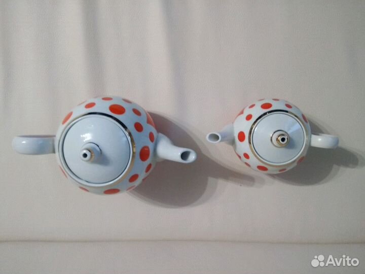 Чайники фарфор, 2шт и конфетница. СССР