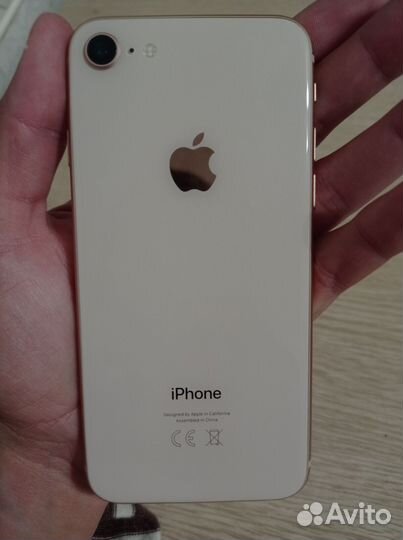 Телефон iPhone 8 64 gb