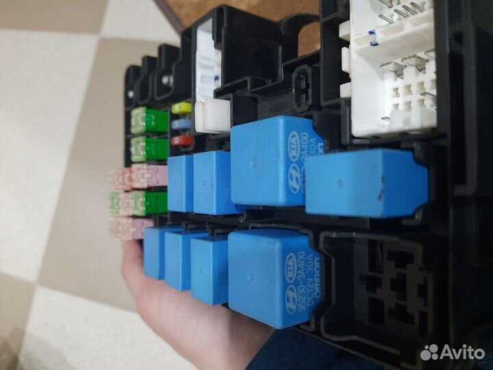 Блок предохранителей на kia rio 2 (2009-2011z htq