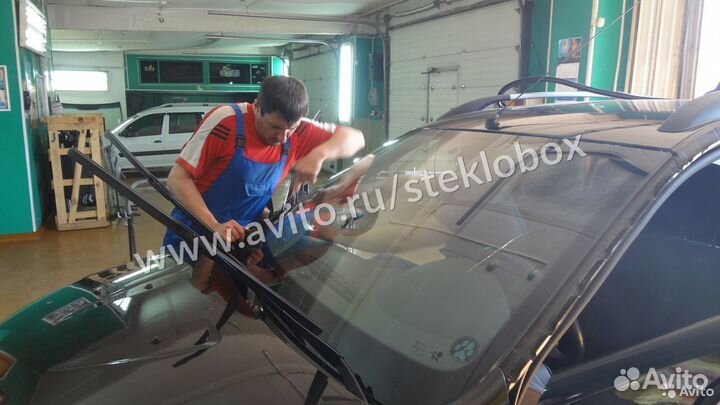 Лобовое стекло на Рено Сандеро