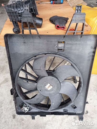 Вентилятор радиатора Renault Kangoo