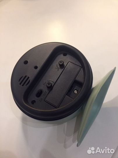 Часы-будильник energy. Металл мятного цвета