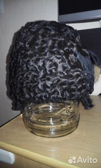 Шапка из каракуля
