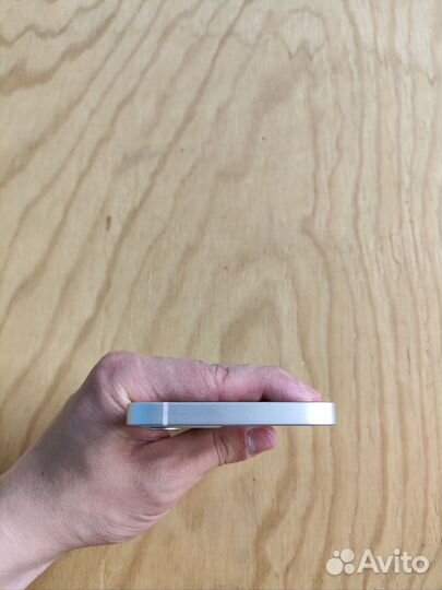iPhone 12, 64 ГБ