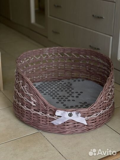 Лежанки для собак и кошек