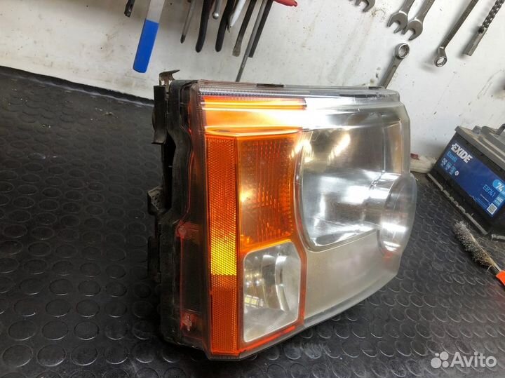 Фара правая Land Rover Discovery III