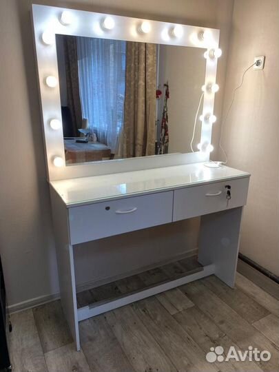 Гримерное зеркало с лампочками бу