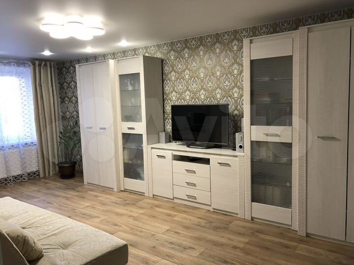 3-к. квартира, 95,4 м², 1/8 эт.