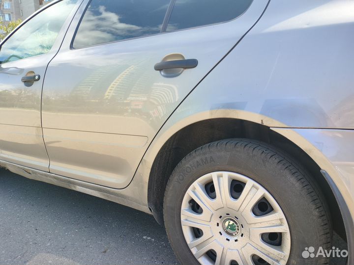 Skoda Octavia 1.6 МТ, 2010, 313 000 км