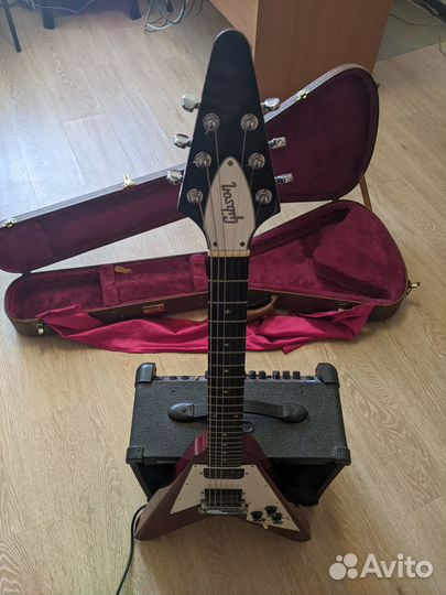 Электрогитара Gibson Flying V оригинал