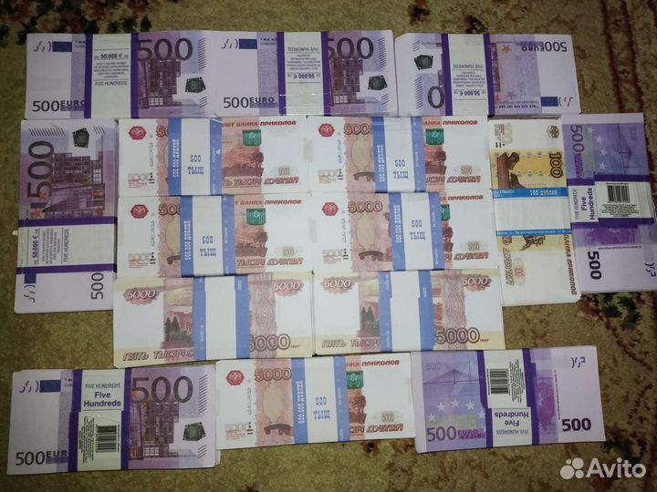 Сувенирные рубли,евро