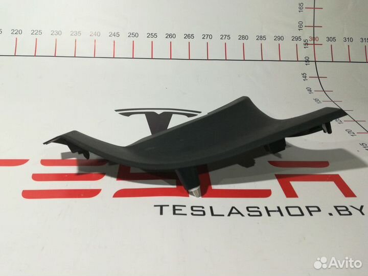 Накладка стойки С Tesla Model 3 2019 1086312-00-E