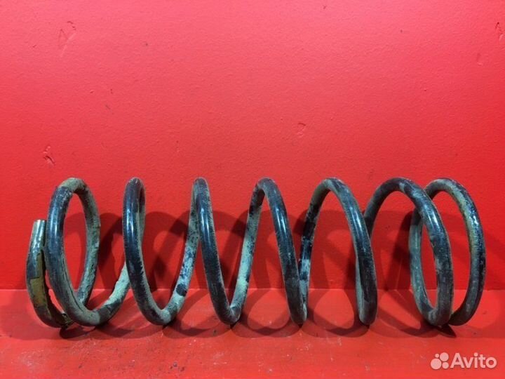 Пружина передняя Land Rover Discovery 2 10P 2002