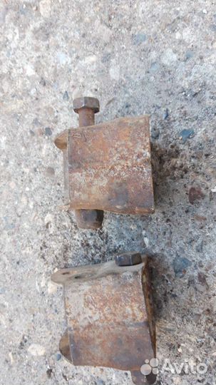 Проставки под задние амортизаторы