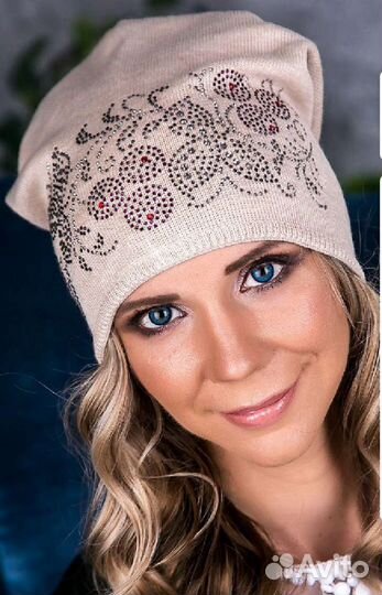 Шапка со стразами Vestima