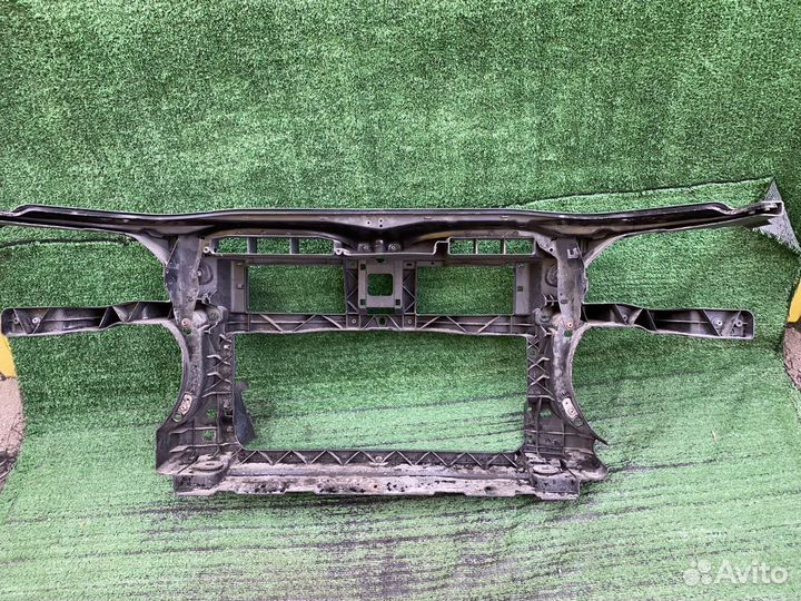 Телевизор (рамка радиатора) Volkswagen Passat b6 3