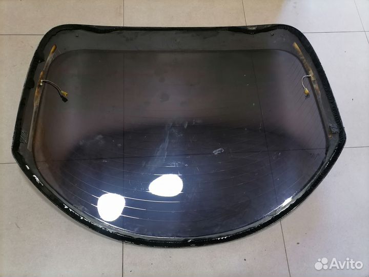 Стекло заднее для Mitsubishi Carisma DA 1999-2003