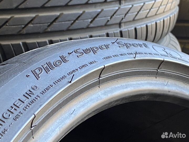 Michelin Pilot Super Sport 265/30 R20