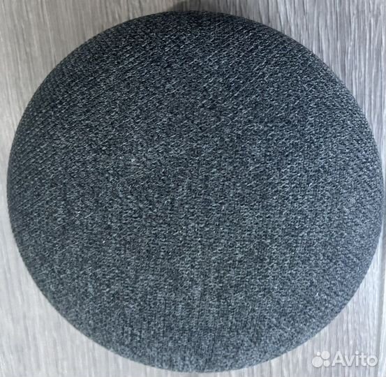 Умная колонка Google home mini