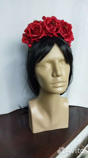 Ободок с красными розами Фрида