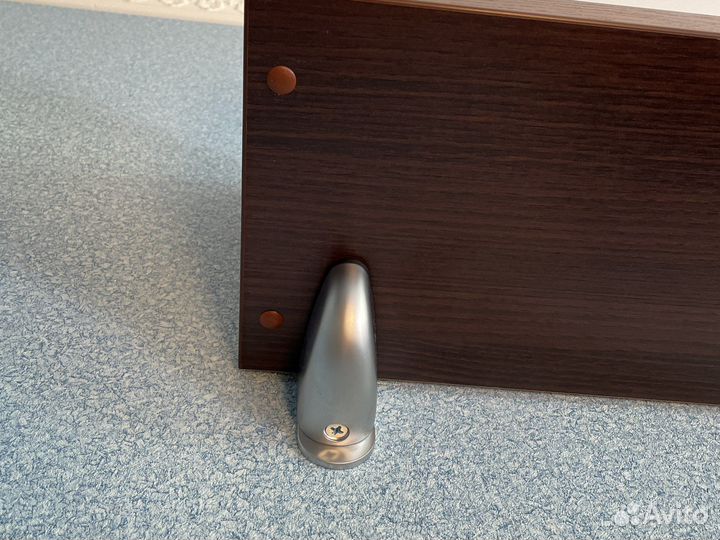 Книжные полки