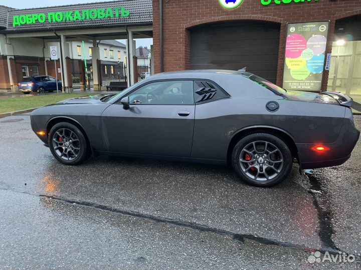 Dodge Challenger 3.6 AT, 2018, 45 600 км