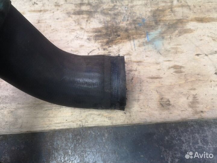 Патрубок интеркулера 2.2cdti Антара Каптива