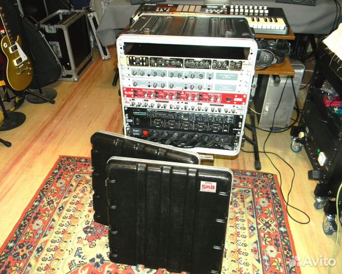 SKB 10U пластиковый рэк-кейс (Made in USA)