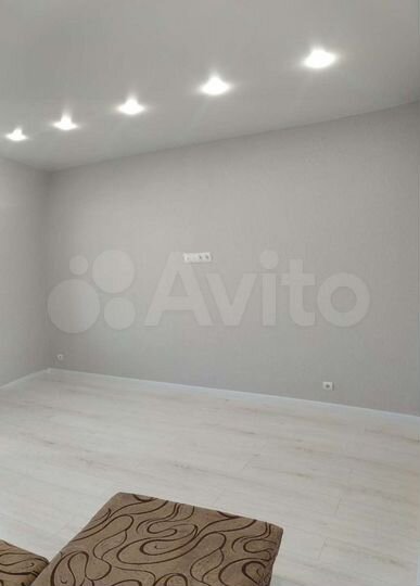 2-к. квартира, 70 м², 1/16 эт.