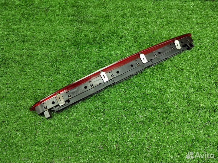 Дополнительный стоп сигнал Audi A6 C6 универсал VA