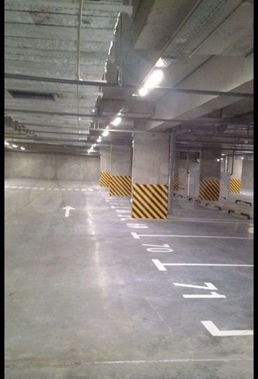 Машиноместо, 13 м²