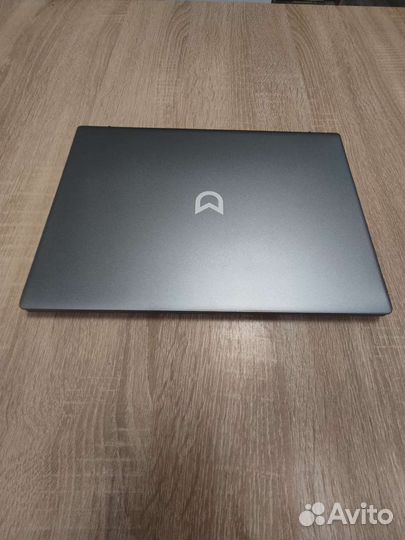 Ноутбук Irbis NB660