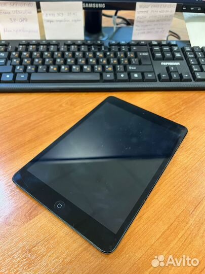 Apple iPad mini 16Gb Wi-Fi + 3G