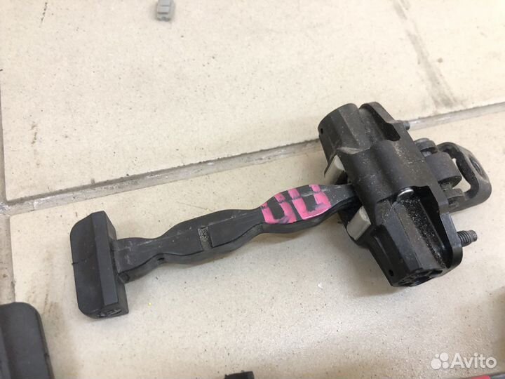 Ограничители дверей Ford Ranger 3 T6