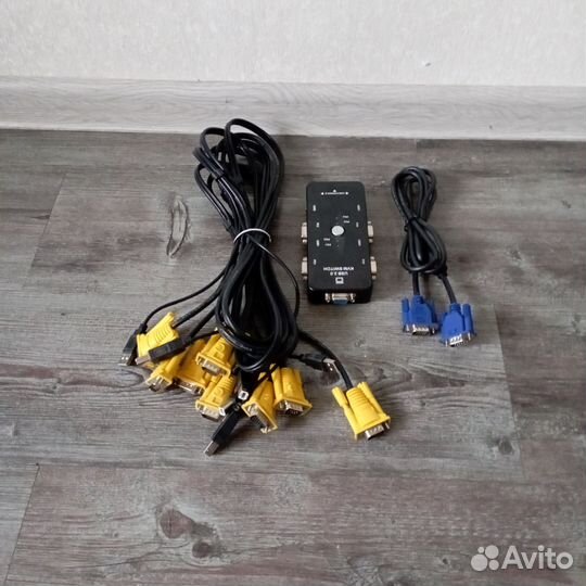 4-портовый KVM переключатель (свитч) VGA+USB