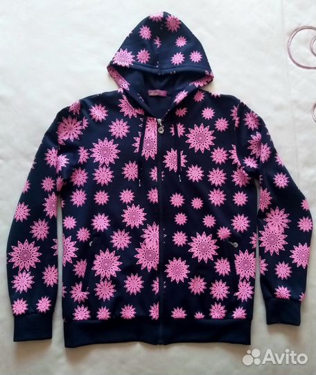 Женский спортивный костюм