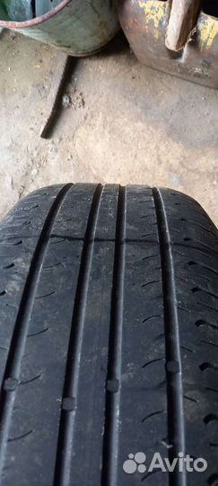 Kumho Road Venture ST KL16 225/60 R17