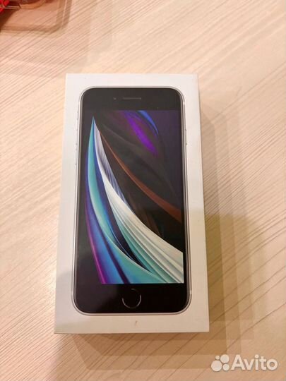 iPhone SE (2020), 128 ГБ