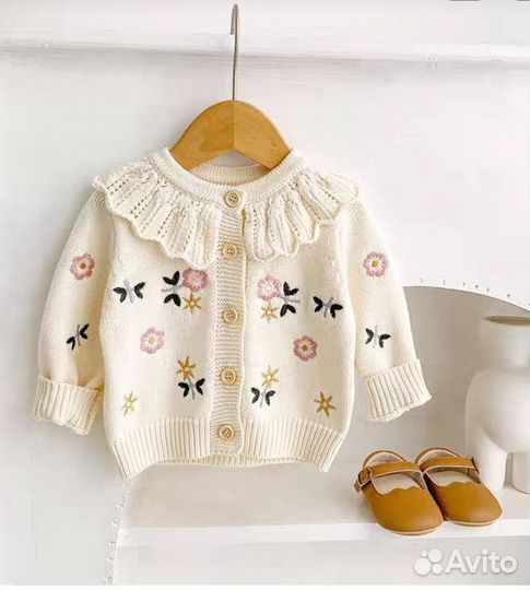 Кофточка для девочки 100-110 см