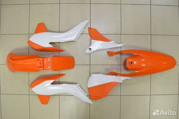 Комплект пластика тип KTM 14-17года