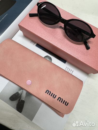 Очки miu miu regard