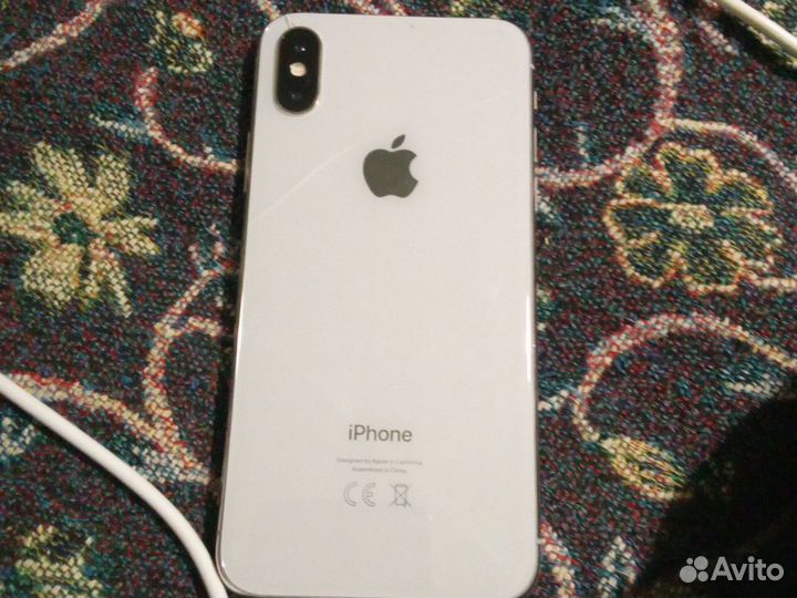 iPhone X, 64 ГБ