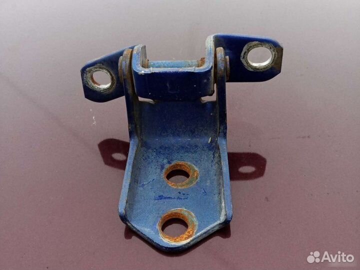 Петля двери задняя левая Mazda 3 2007