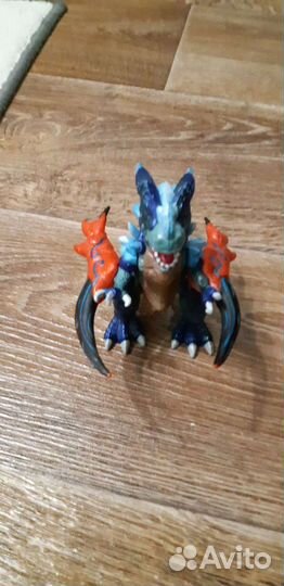 Продается игрушка дракон