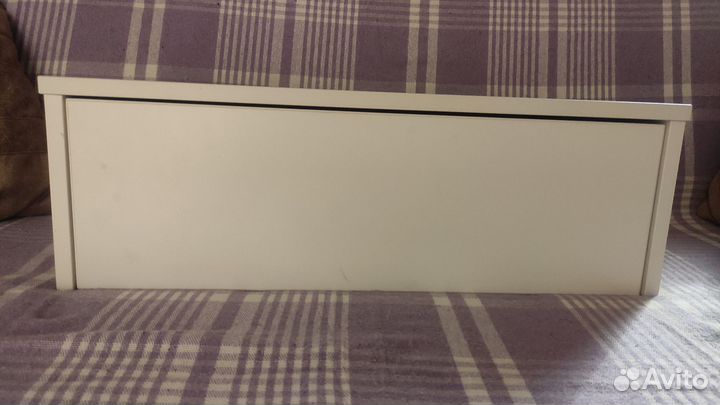 Подвесной туалетный столик