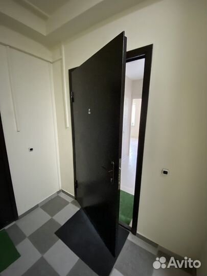 Дверь входная металлическая