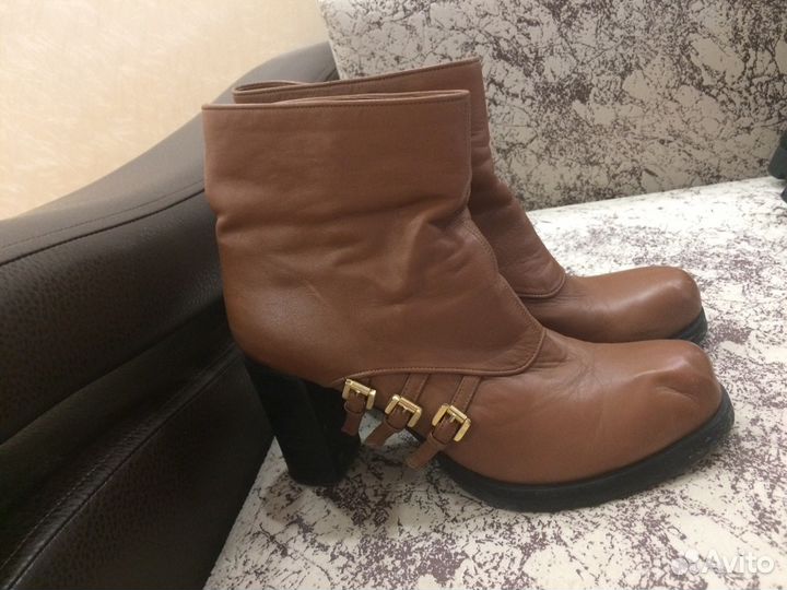 Продам ботинки